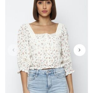 American Eagle Women Blouse Size XL White‎ Lace Puff-Sleeve Blouse 3/4 sleeves